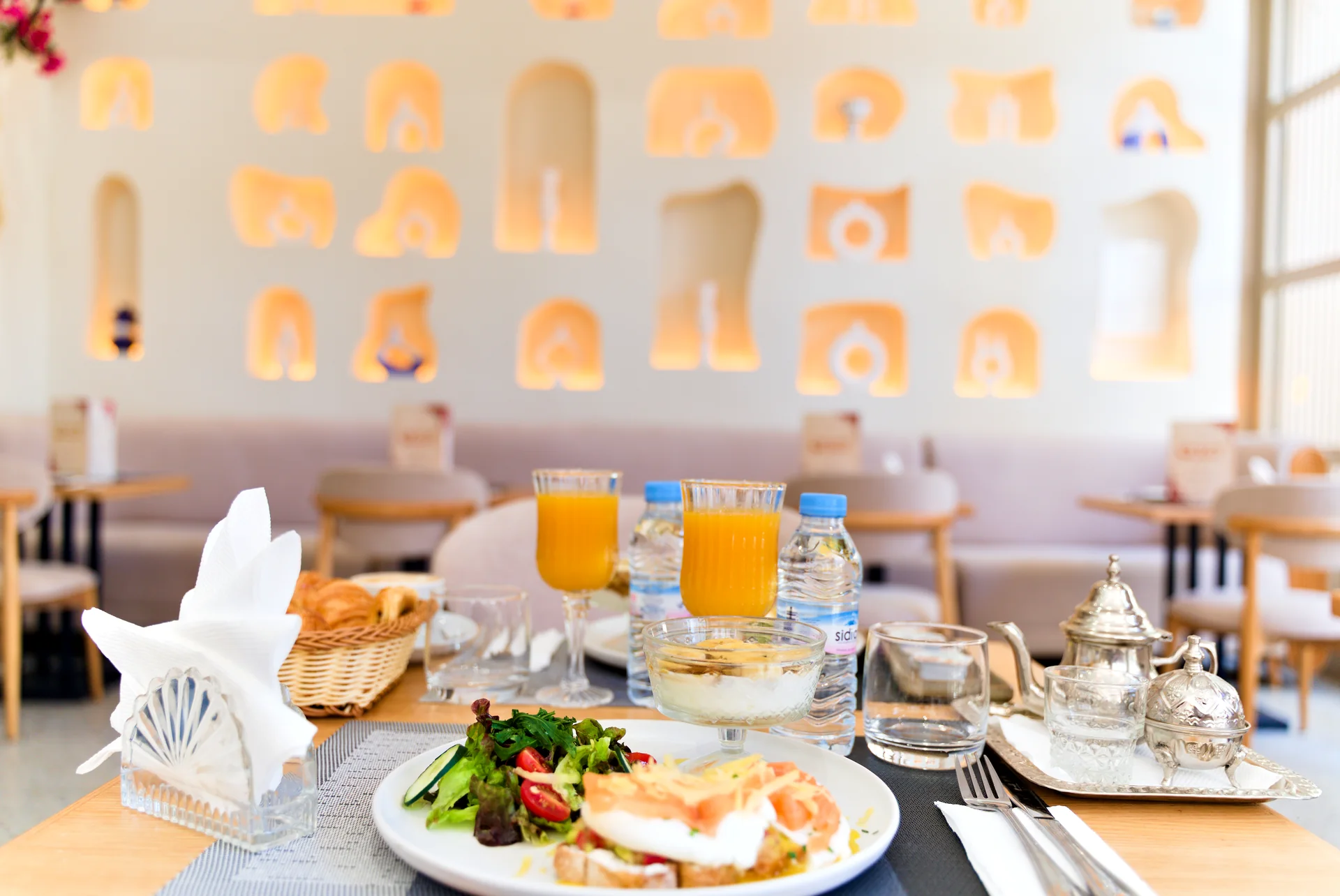 Ambiance et salle de COZY 59 à Kénitra